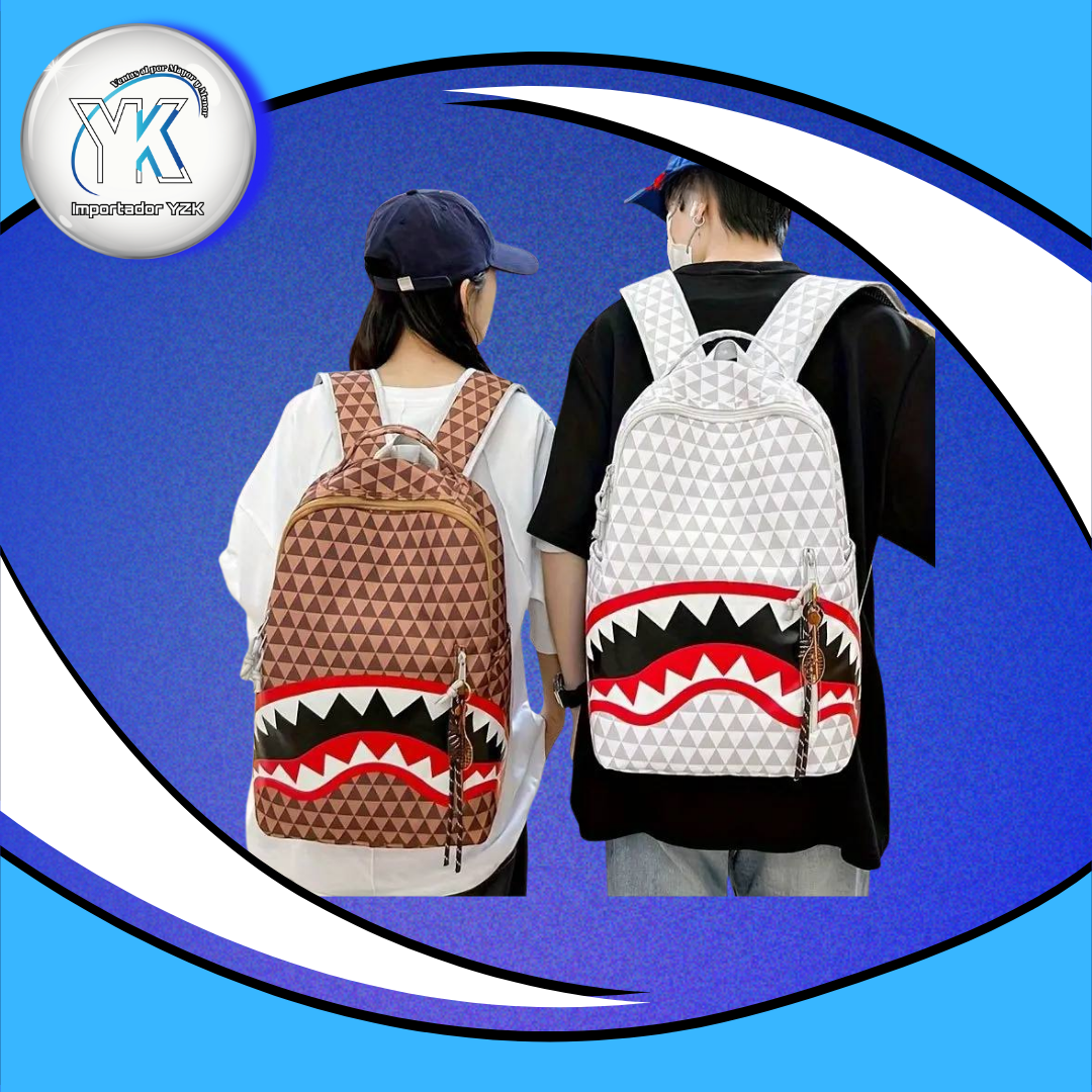 MOCHILA CON DISEÑO DE TIBURON
